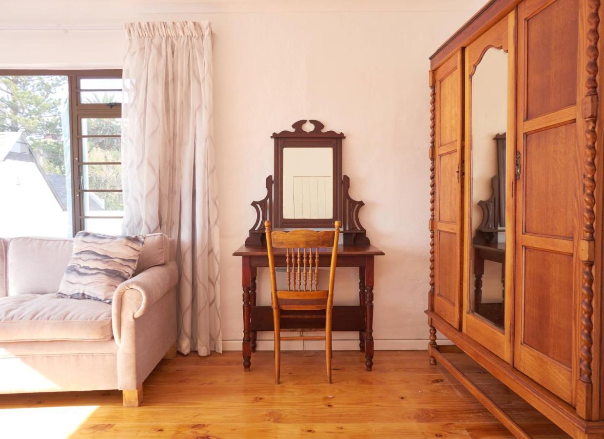 Windsor Self Catering Apartments Hermanus Exterior photo